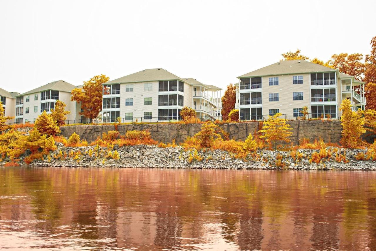 The Suites At Fall Creek Бренсън Екстериор снимка